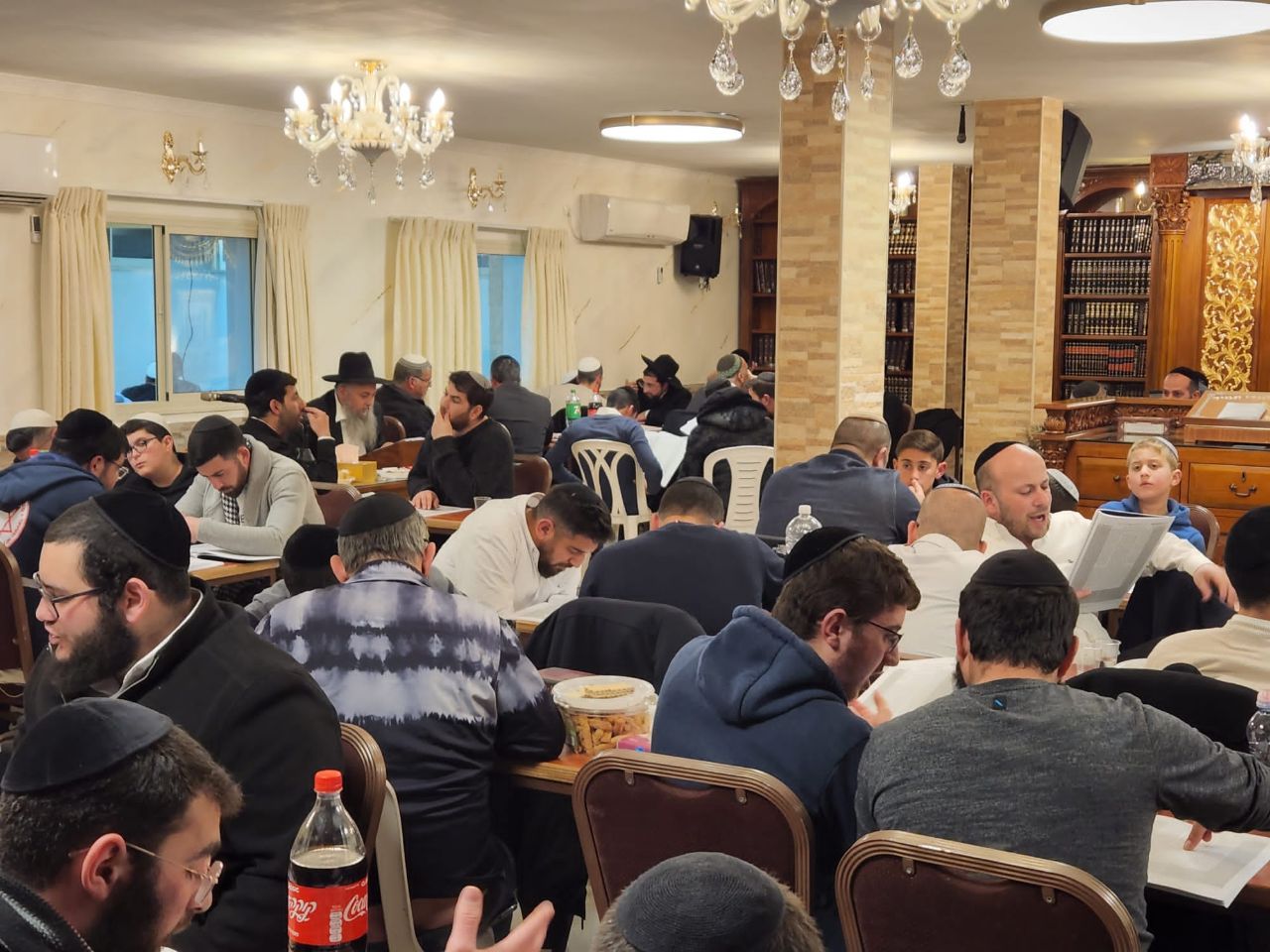 שיעור תורה בבית המדרש "שפתי כהן"